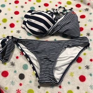 SOLD x Roxy bikini x